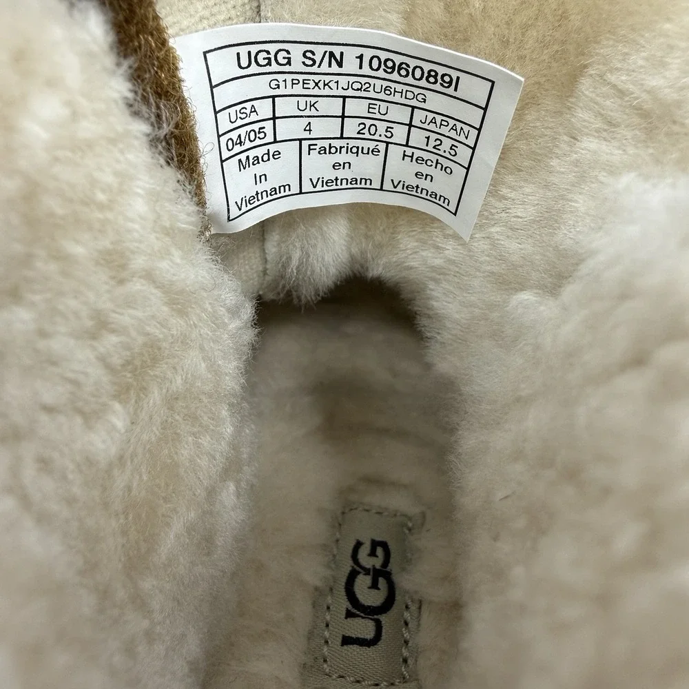 UGG Keelan Toddler Boots Chestnut Sheepskin Suede Hook & Loop US 4/5